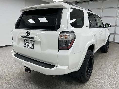 Used 2019 Toyota 4Runner SR5 Premium AWD/4WD image 10