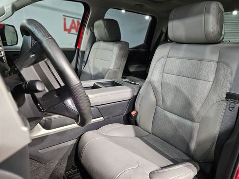 Used 2024 Toyota Tundra Limited image 24