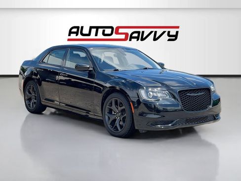 Used 2023 Chrysler 300 Touring w/ Sport Appearance Package RWD image 1