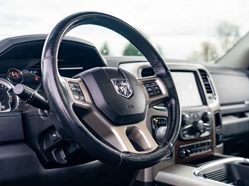 Used 2018 RAM 1500 Laramie w/ Convenience Group image 14