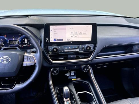 Certified 2026 Toyota Grand Highlander AWD Hybrid image 7