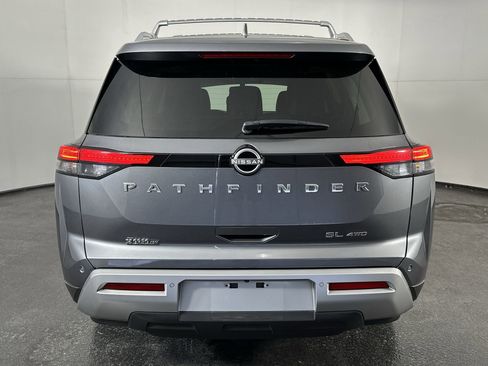 Used 2022 Nissan Pathfinder SL w/ Cargo Package image 10