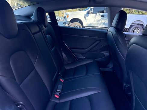 Used 2021 Tesla Model 3 Standard Range Plus image 30