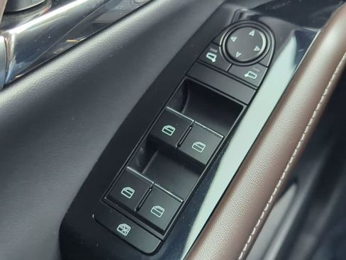 Used 2023 MAZDA CX-30 2.5 Turbo w/ Premium Package image 23