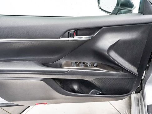 Used 2023 Toyota Camry SE w/ Convenience Package FWD image 21