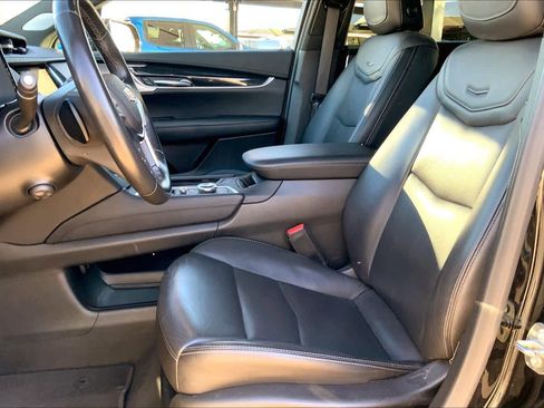 Used 2023 Cadillac XT5 Premium Luxury image 7