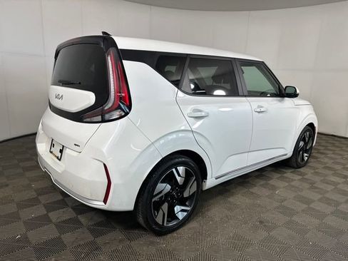 Used 2023 Kia Soul GT-Line w/ GT-Line Technology Package image 3