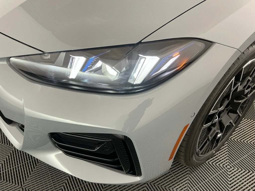 New 2026 BMW 430i w/ M Sport Package RWD image 8