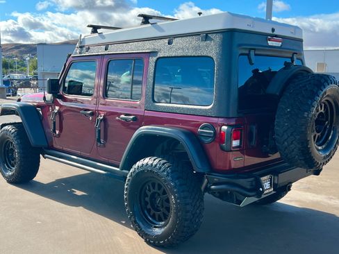 Used 2021 Jeep Wrangler Unlimited Rubicon image 3