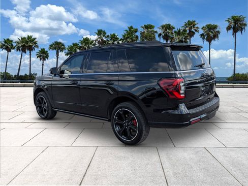 Certified 2023 Ford Expedition Limited image 6