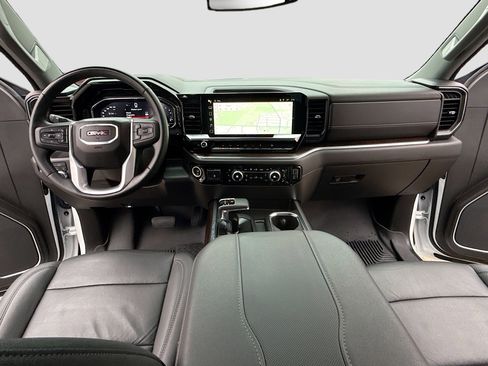 Used 2024 GMC Sierra 1500 SLT w/ SLT Premium Plus Package image 4