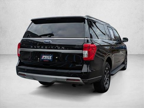Used 2024 Ford Expedition Max XLT image 5
