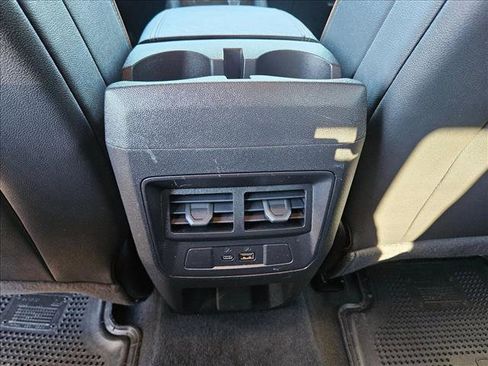 Used 2024 GMC Canyon AT4 w/ AT4 Premium Package image 19