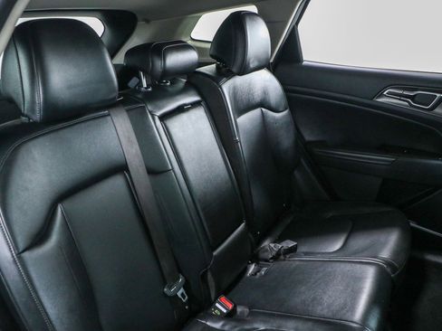 Used 2023 Kia Sportage EX image 27