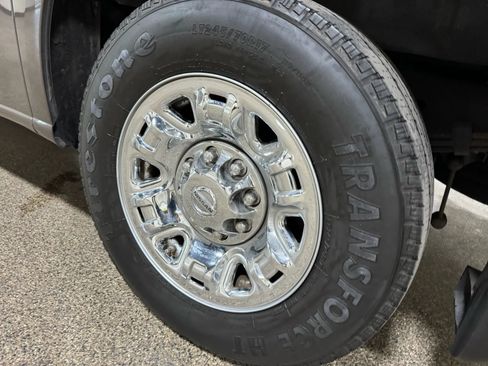 Used 2018 Nissan NV 3500 SL RWD image 61