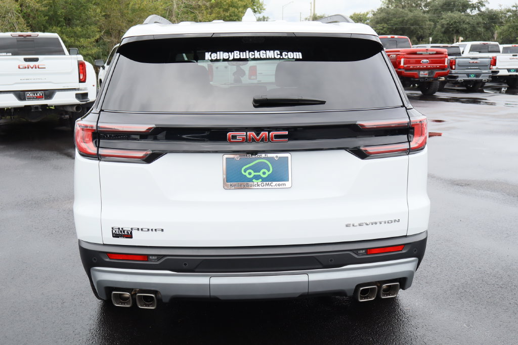 Certified 2026 GMC Acadia Elevation w/ Elevation Premium Package FWD image 8