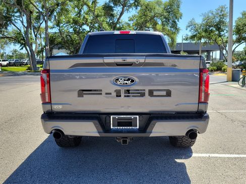 Used 2025 Ford F150 Lariat w/ Equipment Group 501A Mid image 8