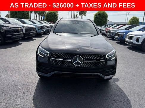 Used 2022 Mercedes-Benz GLC 300 image 2