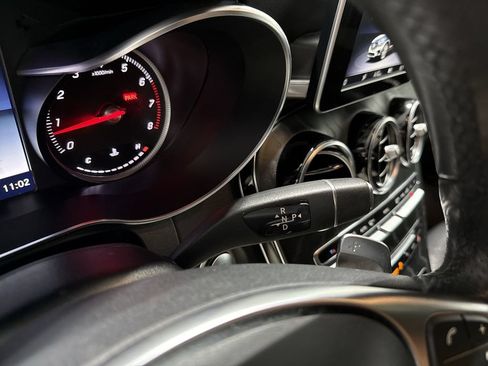 Used 2019 Mercedes-Benz GLC 300 image 16