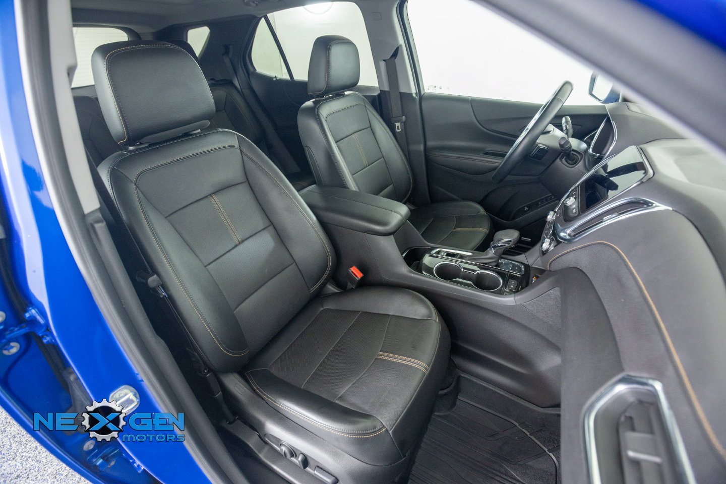 Used 2024 Chevrolet Equinox Premier AWD/4WD image 44