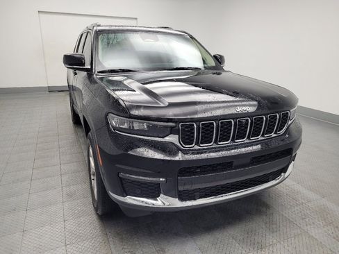 Used 2022 Jeep Grand Cherokee L Limited w/ Luxury Tech Group II image 14