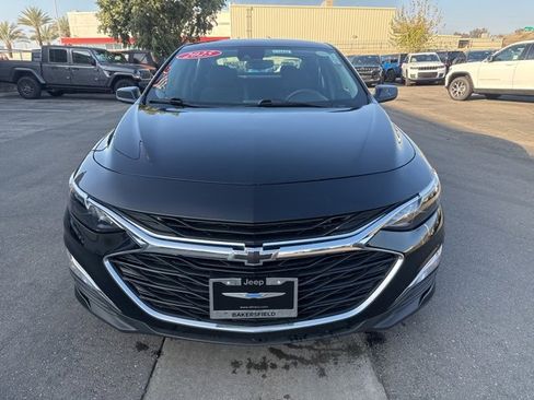 Used 2025 Chevrolet Malibu RS image 9