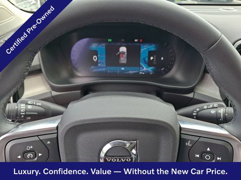 Certified 2024 Volvo XC40 B5 Plus w/ Protection Package Premier AWD/4WD image 20