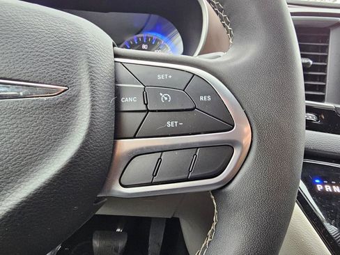 Used 2024 Chrysler Voyager LX FWD image 20