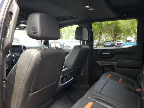 Used 2021 GMC Sierra 1500 AT4 w/ AT4 Preferred Package AWD/4WD image 10