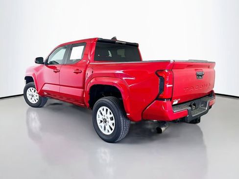 Used 2025 Toyota Tacoma SR5 AWD/4WD image 6