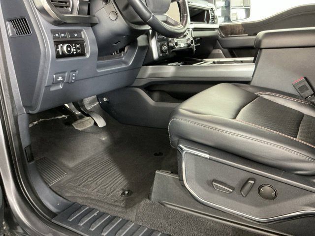 Used 2023 Ford F350 Lariat w/ Lariat Ultimate Package AWD/4WD image 19