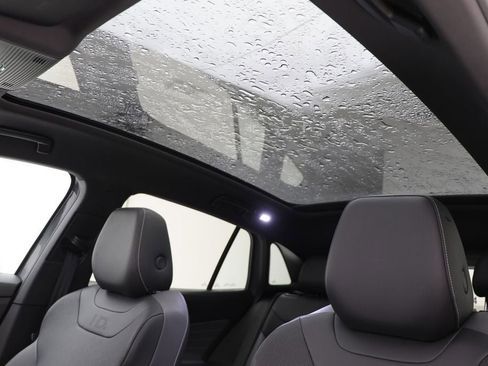 Used 2023 Volkswagen ID.4 Pro S image 17