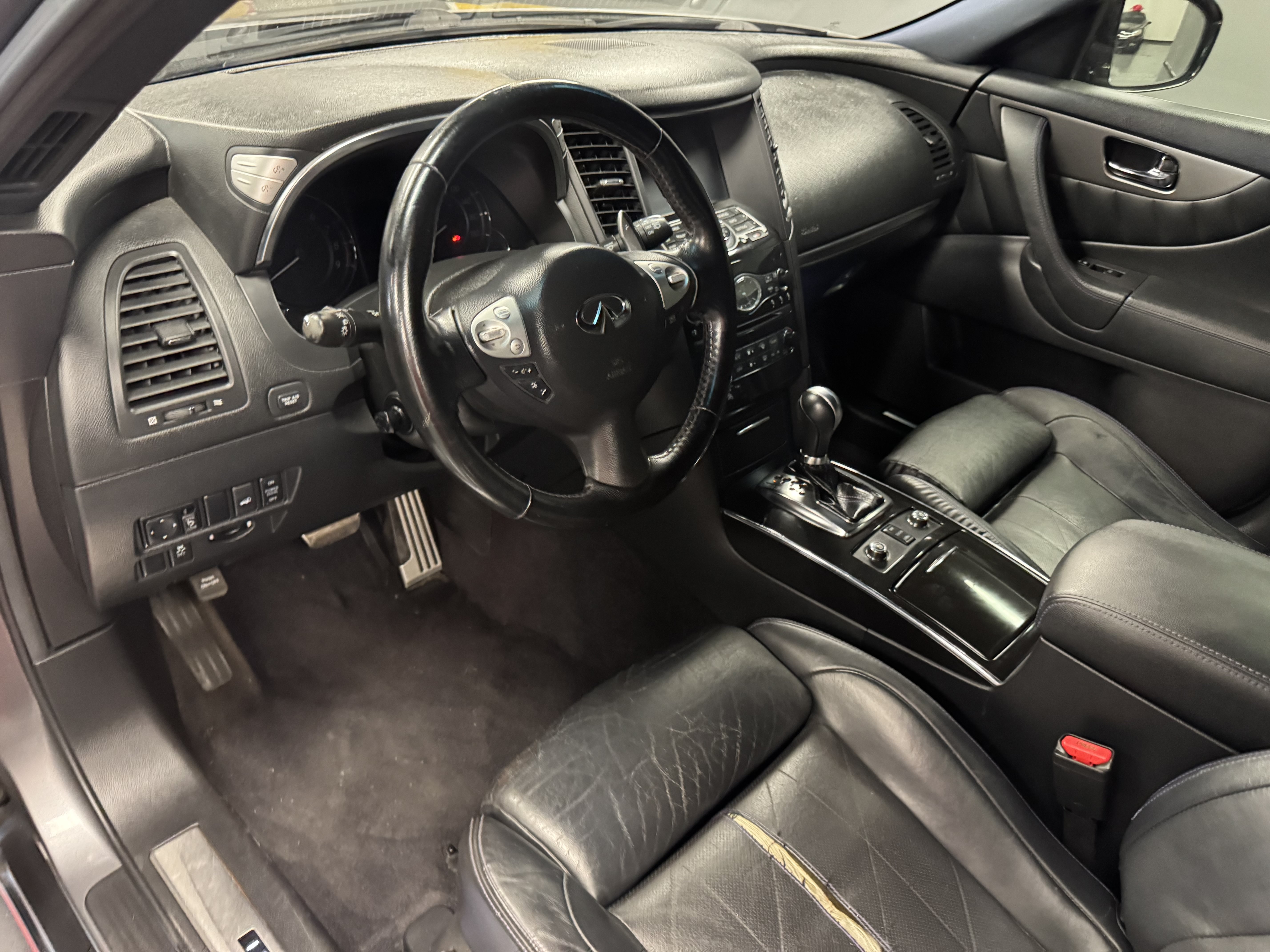 Used 2015 INFINITI QX70 2WD w/ Premium Package image 9