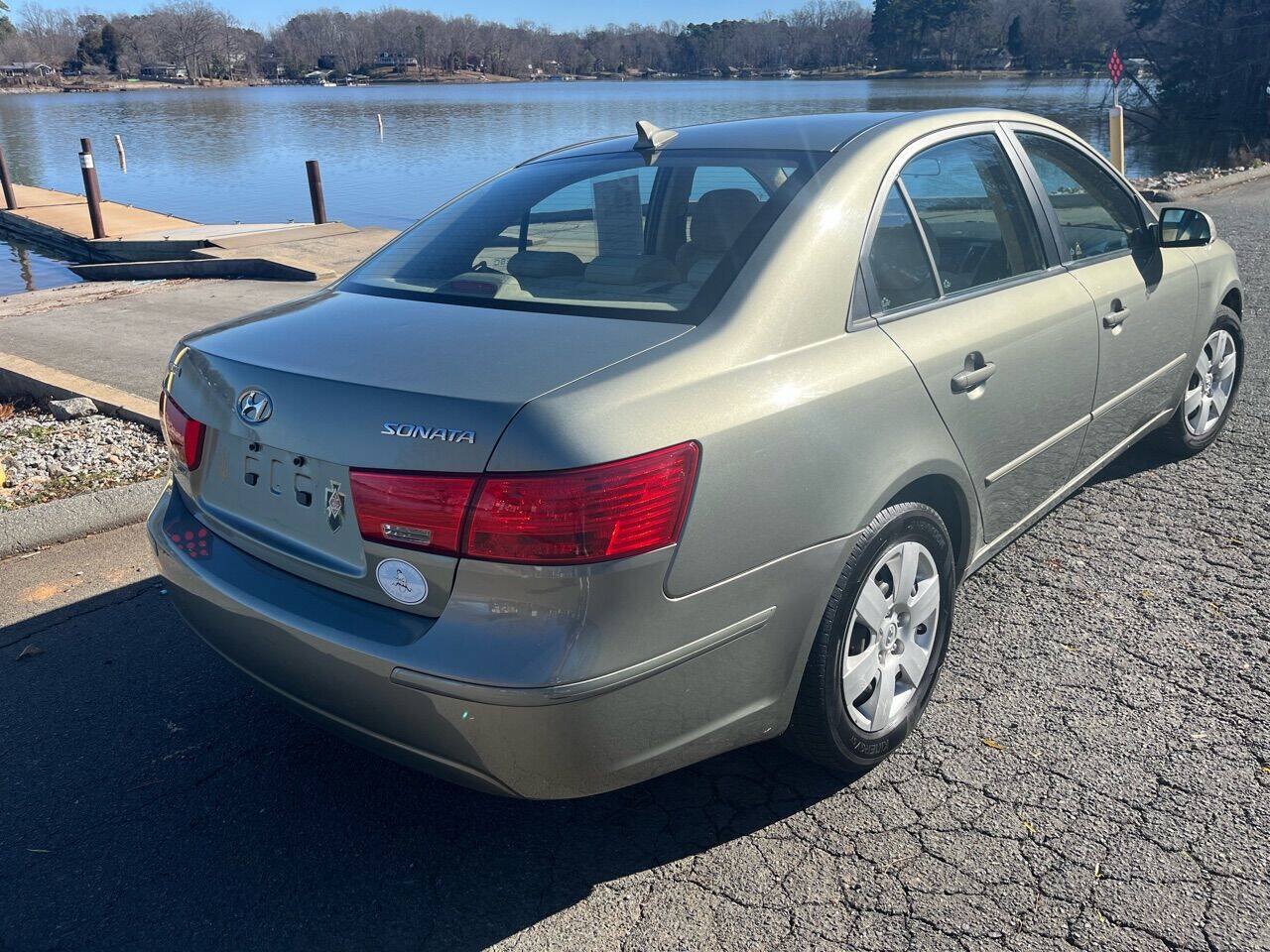 Used 2009 Hyundai Sonata GLS FWD image 5