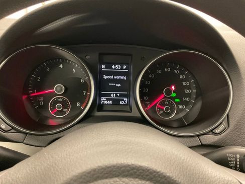Used 2011 Volkswagen Golf 4-Door FWD image 12