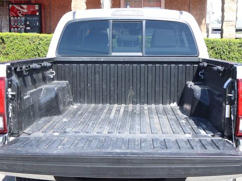 Used 2020 Toyota Tacoma SR5 image 8