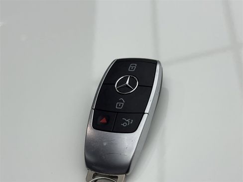Used 2022 Mercedes-Benz GLE 350 w/ AMG Line Exterior image 64