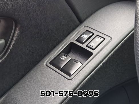 Used 2025 Nissan Frontier S AWD/4WD image 29