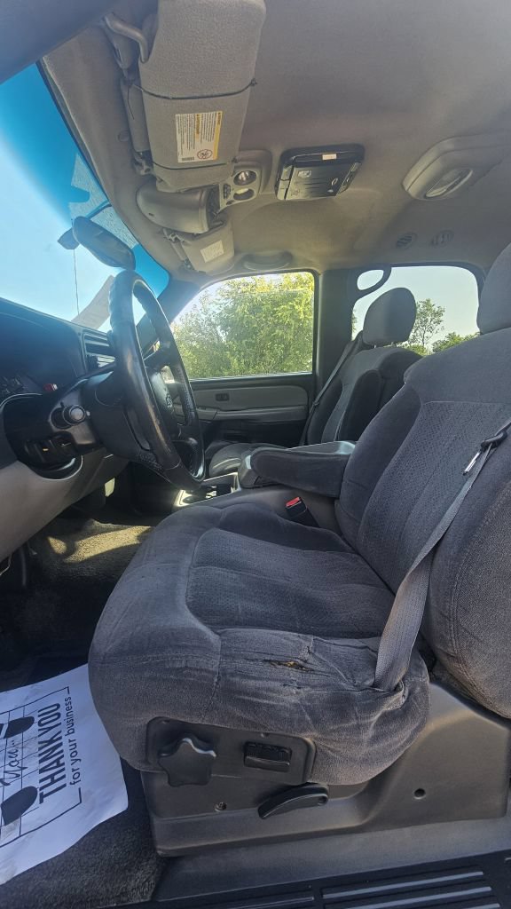 Used 2002 Chevrolet Tahoe LS RWD image 6