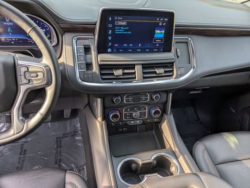 Used 2023 Chevrolet Suburban Z71 w/ Off-Road Capability Package image 22