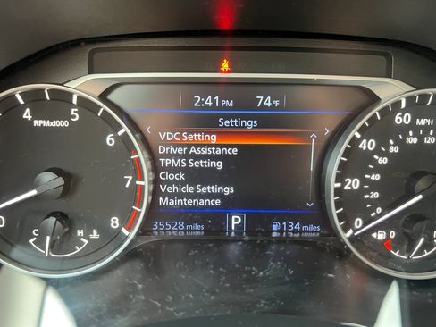 Used 2024 Nissan Altima 2.5 SV FWD image 16