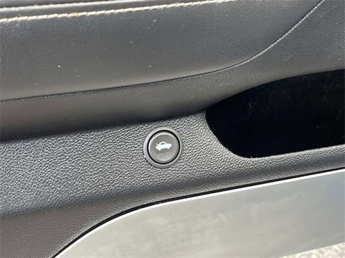 Used 2010 Chevrolet Camaro SS w/ RS Package image 17