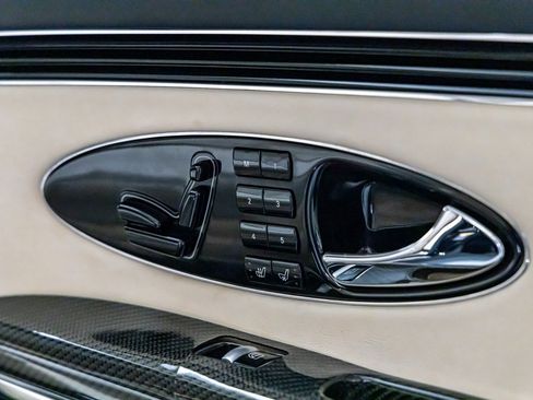 Used 2009 Maybach 62 S image 89