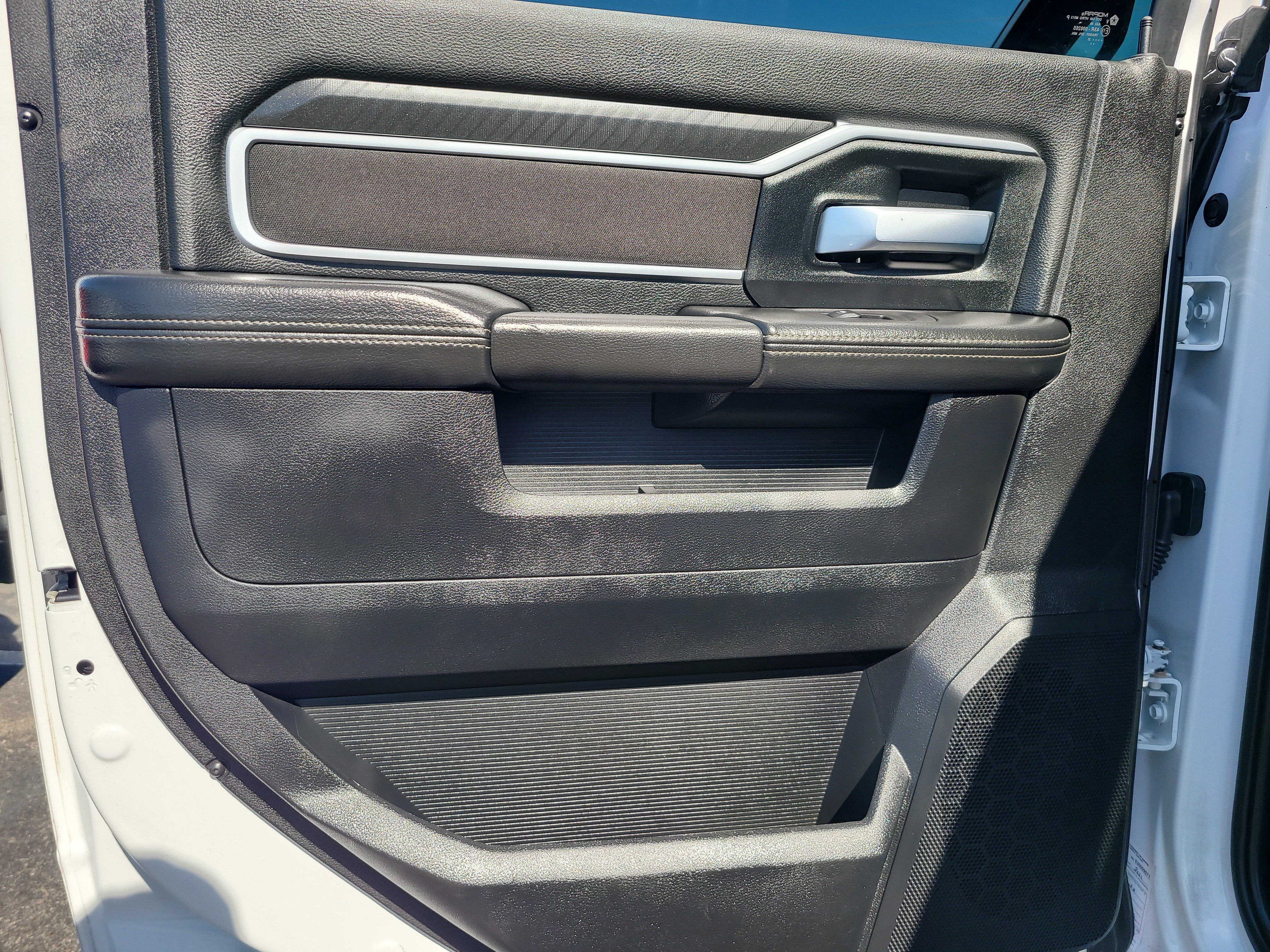 Used 2025 RAM 2500 Big Horn AWD/4WD image 11