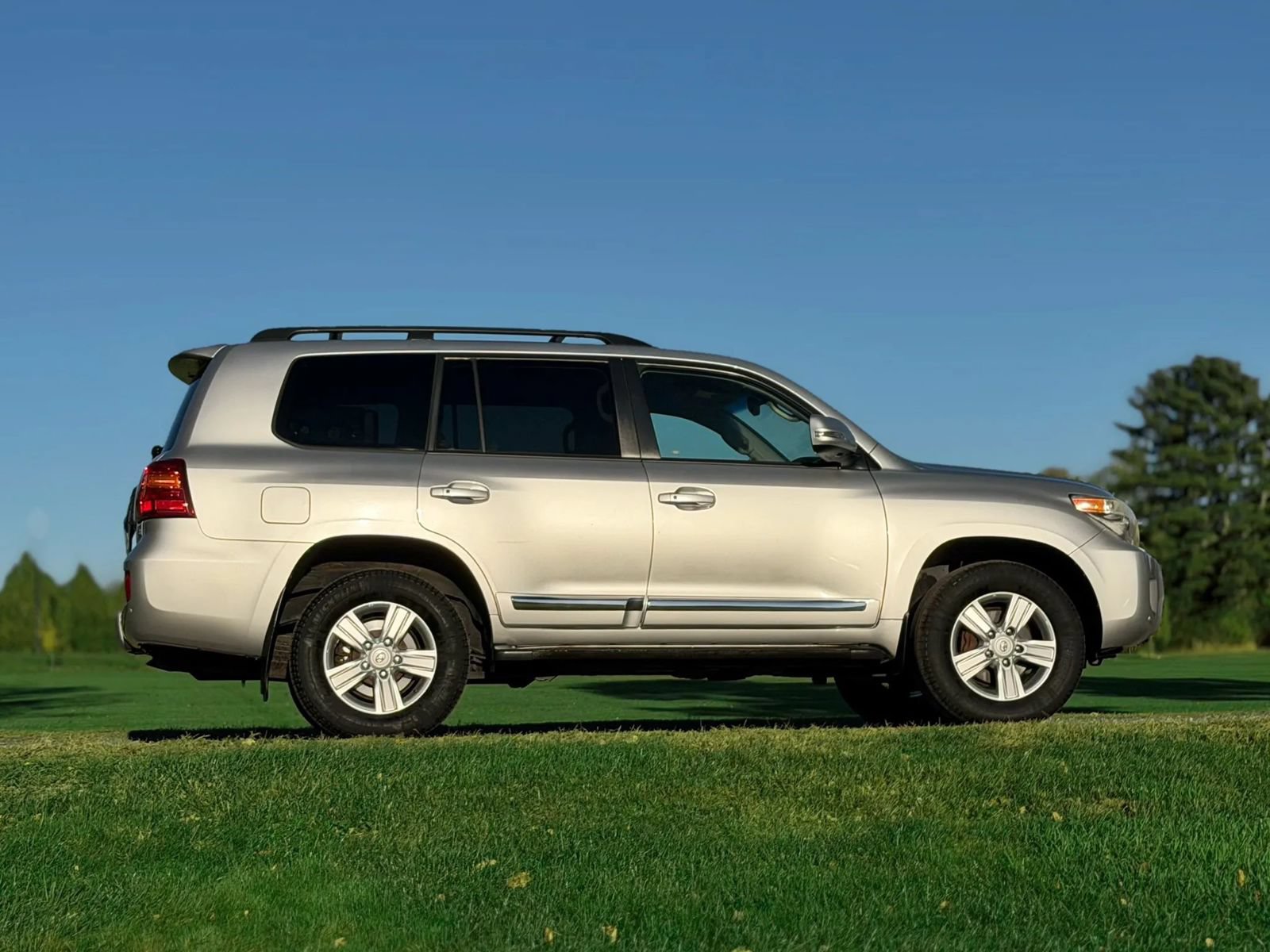 Used 2013 Toyota Land Cruiser AWD/4WD image 13