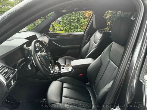 Used 2020 BMW X3 xDrive30i w/ Driving Assistance Package AWD/4WD image 12