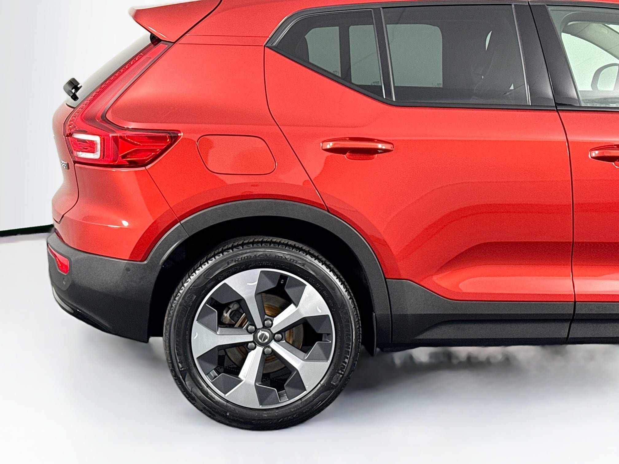 Used 2023 Volvo XC40 B5 Ultimate AWD/4WD image 44