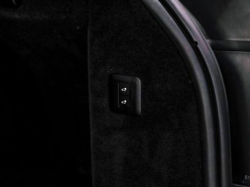 Used 2021 Land Rover Range Rover Sport HST image 95