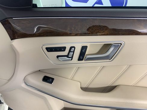 Used 2014 Mercedes-Benz E 350 Sport image 43