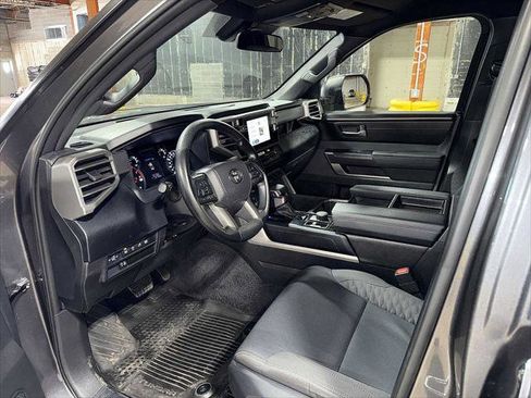 Certified 2025 Toyota Tundra SR5 AWD/4WD image 29